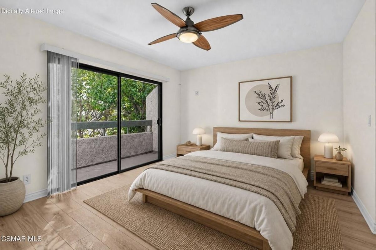 9906 Owensmouth Avenue 14, Chatsworth, CA 91311 — photo 1 of 36