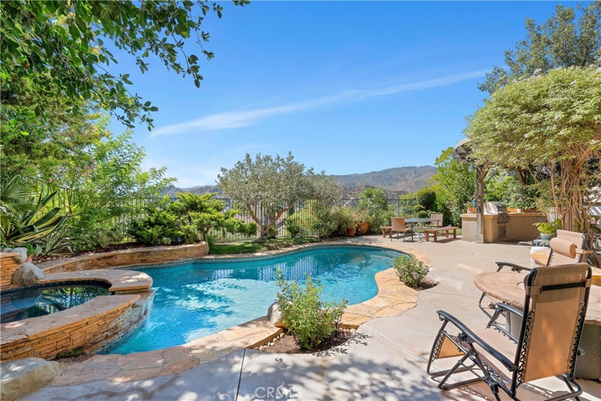 25730 Hawthorne Place, Stevenson Ranch, CA 91381 — photo 1 of 41