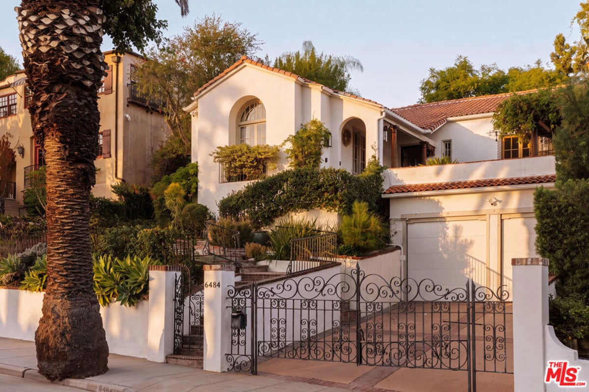 6484 Ivarene Avenue, Los Angeles, CA 90068 — photo 1 of 23