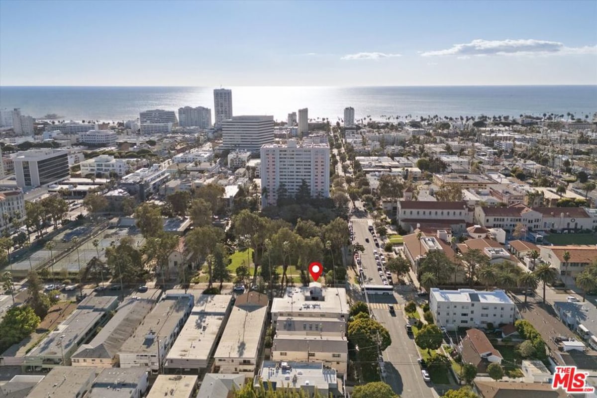 1101 Lincoln Boulevard 5, Santa Monica, CA 90403 — photo 1 of 29