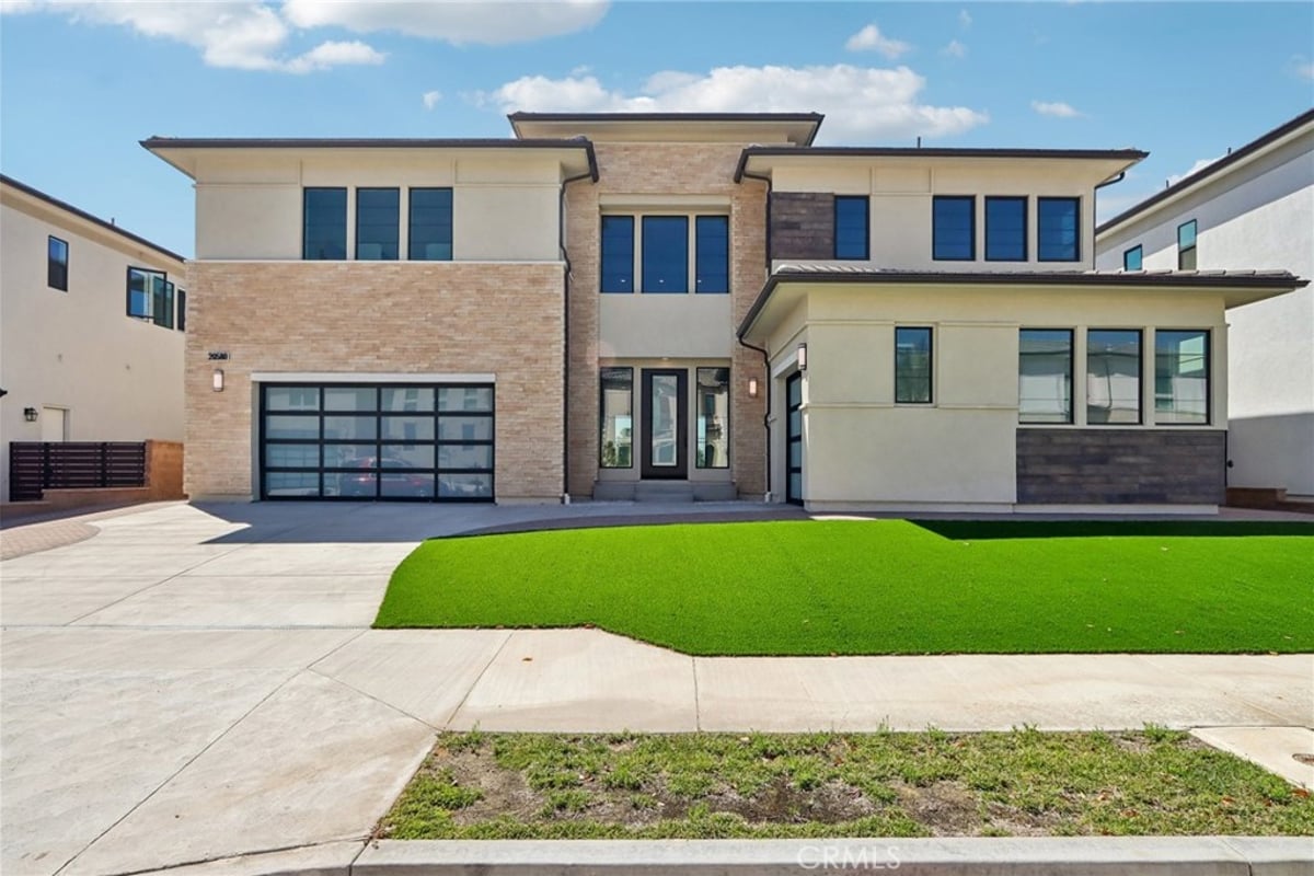 20580 Edgewood Court, Chatsworth, CA 91311 — photo 1 of 52
