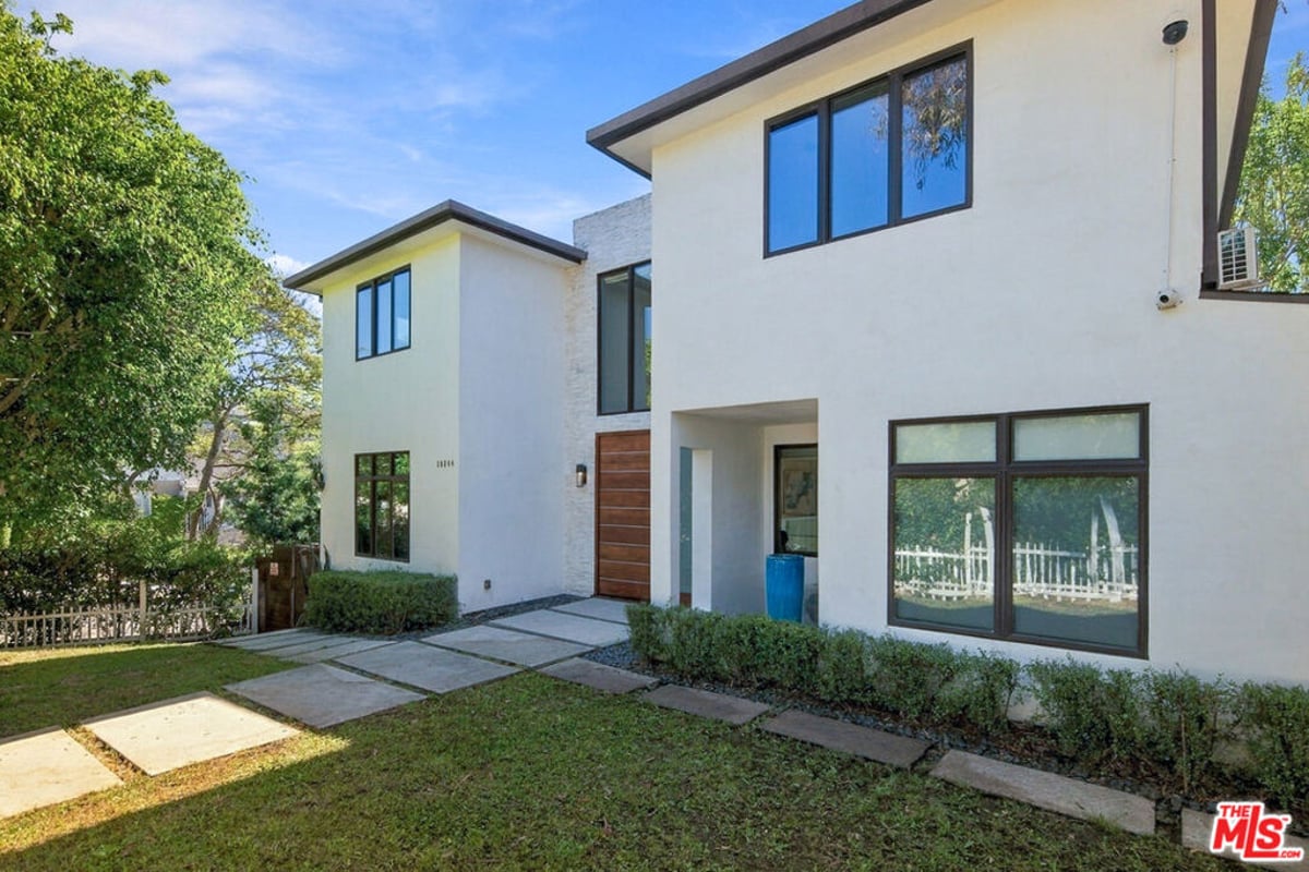 10844 Rochester Avenue, Los Angeles, CA 90024 — photo 1 of 58