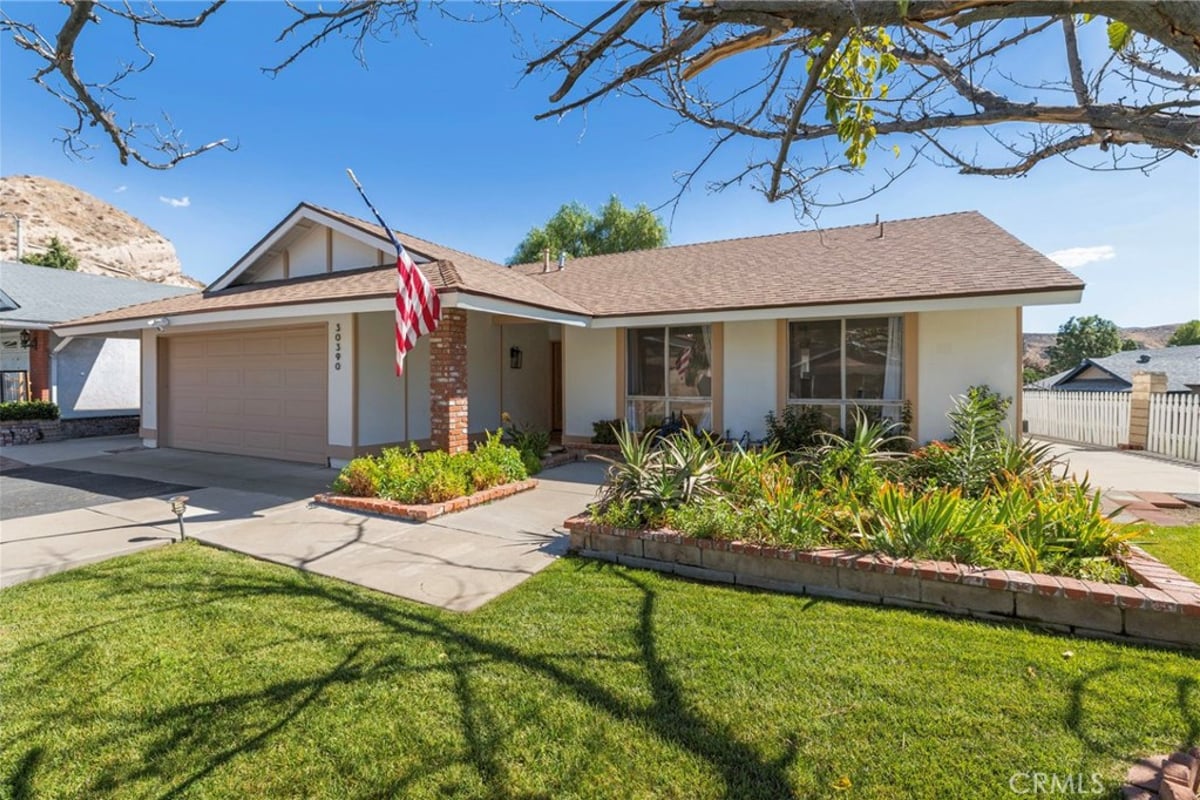 30390 Honeysuckle Hill Drive, Canyon Country, CA 91387 — photo 1 of 32