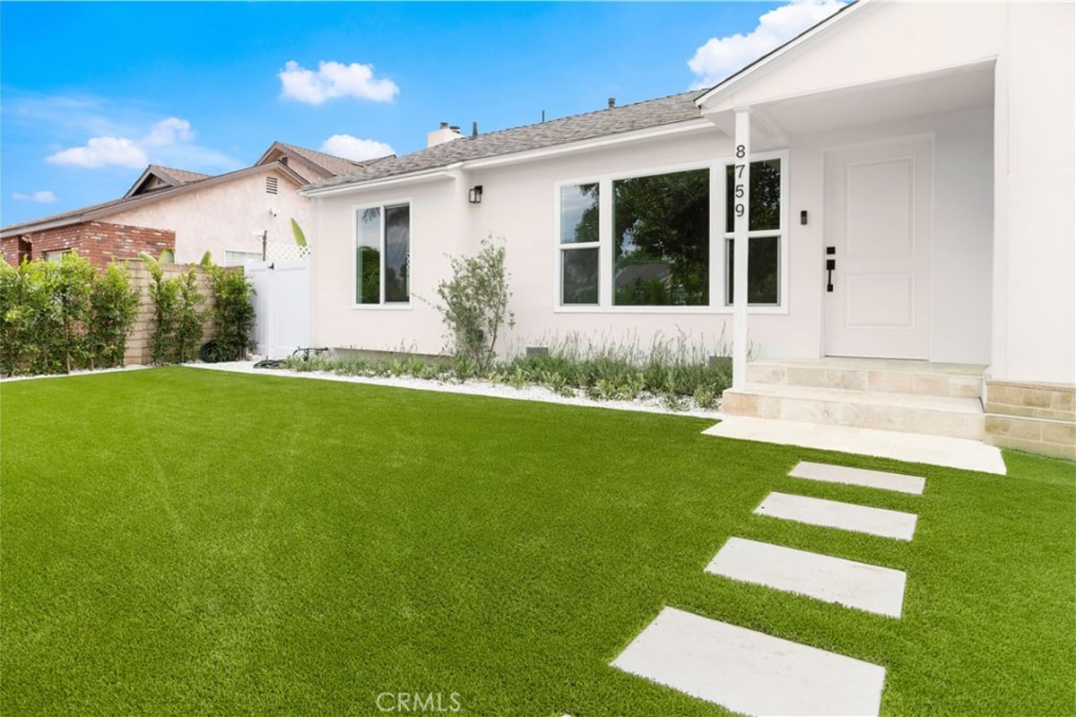8759 Snowden Ave., Arleta, CA 91331 — photo 1 of 41