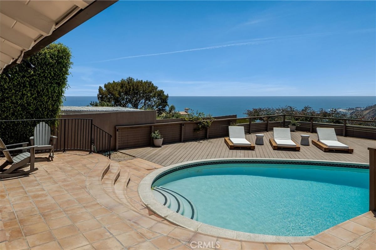 225 Notteargenta Road, Pacific Palisades, CA 90272 — photo 1 of 34