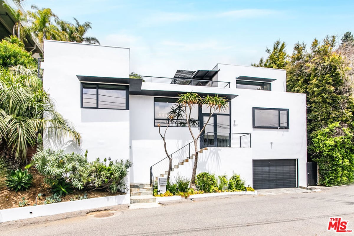 9323 Flicker Way, West Hollywood, CA 90069 — photo 1 of 22