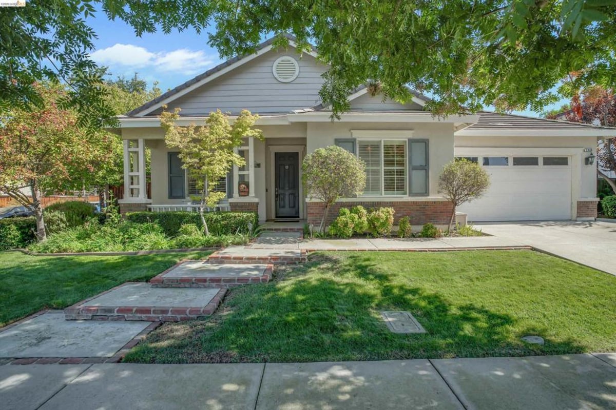 2345 Cobalt Ln, Brentwood, CA 94513 — photo 1 of 43