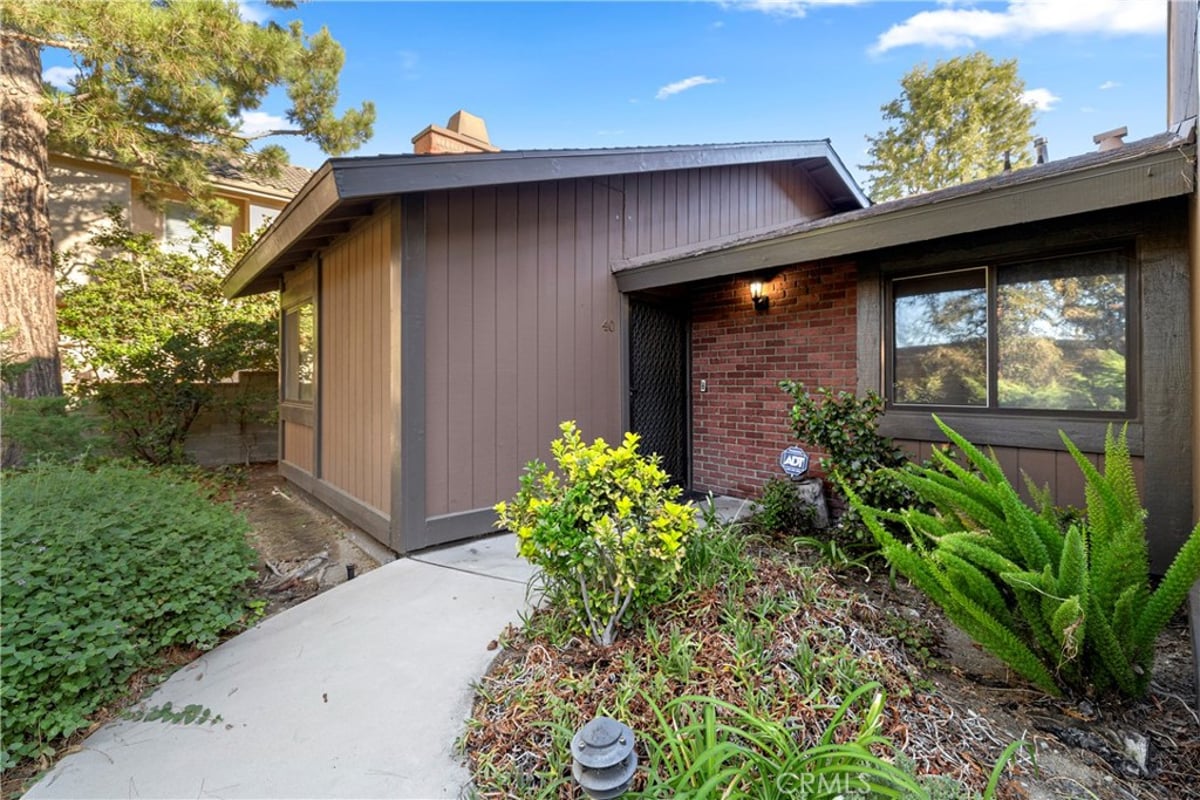 14456 Foothill Boulevard 40, Sylmar, CA 91342 — photo 1 of 21