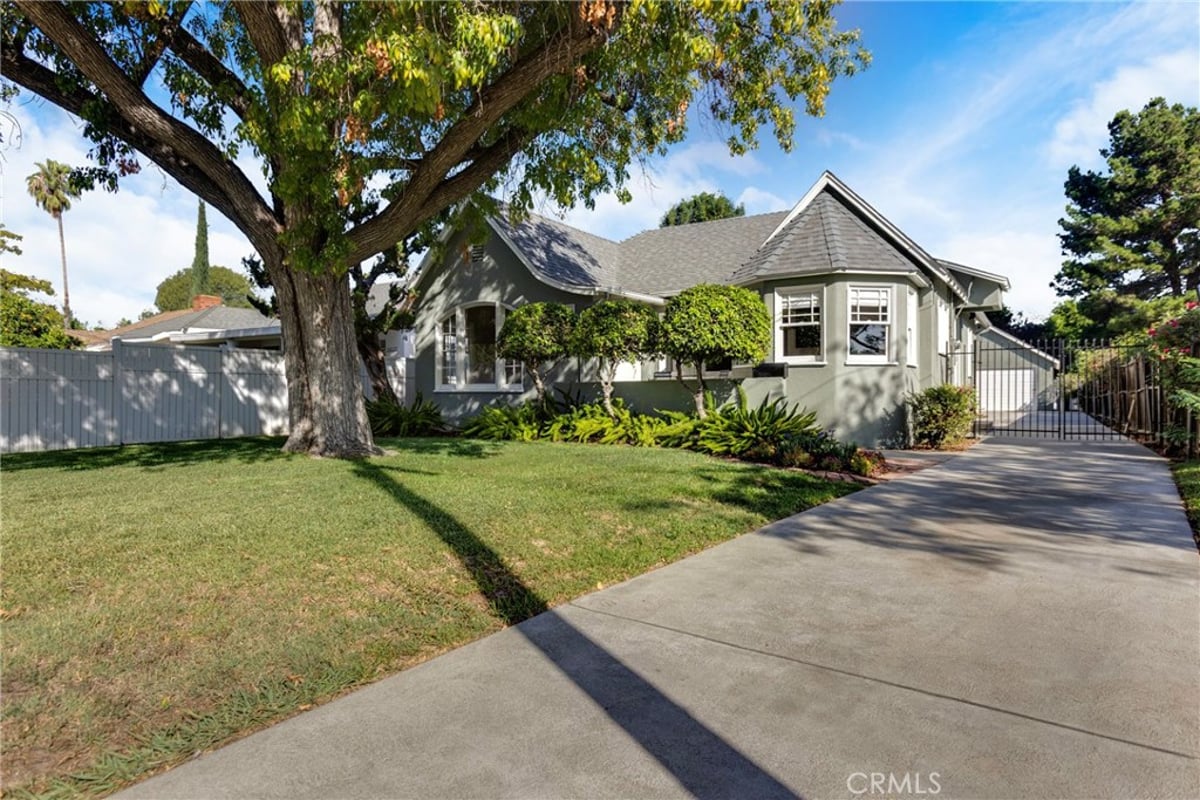 14127 Lemay, Van Nuys, CA 91405 — photo 1 of 28