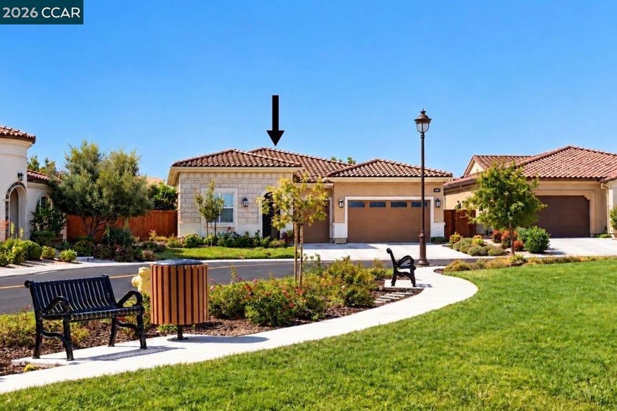 1586 Meritage Loop, Brentwood, CA 94513 — photo 1 of 72