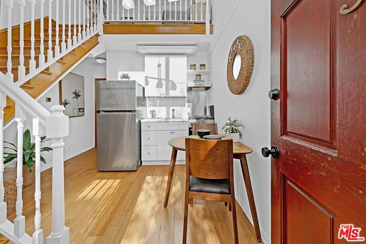 121 Strand Street 13, Santa Monica, CA 90405 — photo 1 of 14