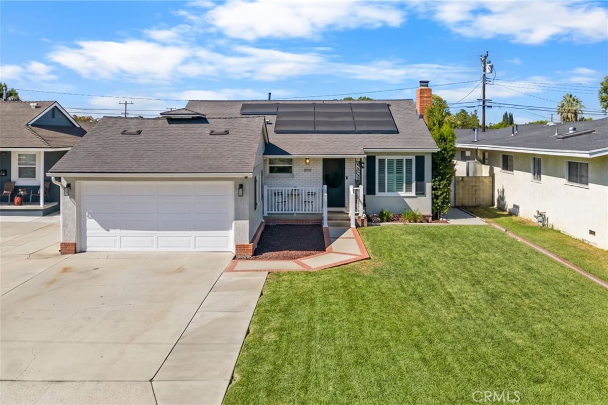 11119 Portada, Whittier, CA 90604 — photo 1 of 36