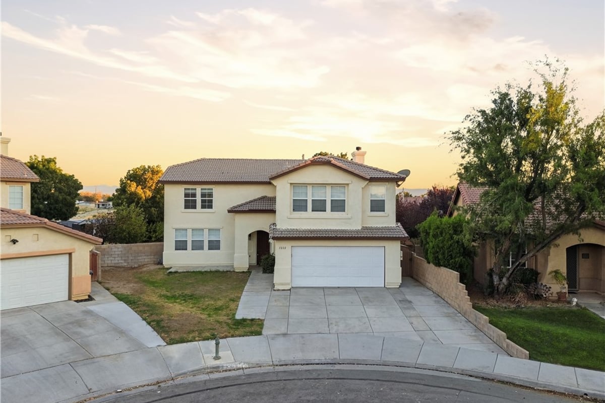 1222 Valiant Street, Lancaster, CA 93534 — photo 1 of 42