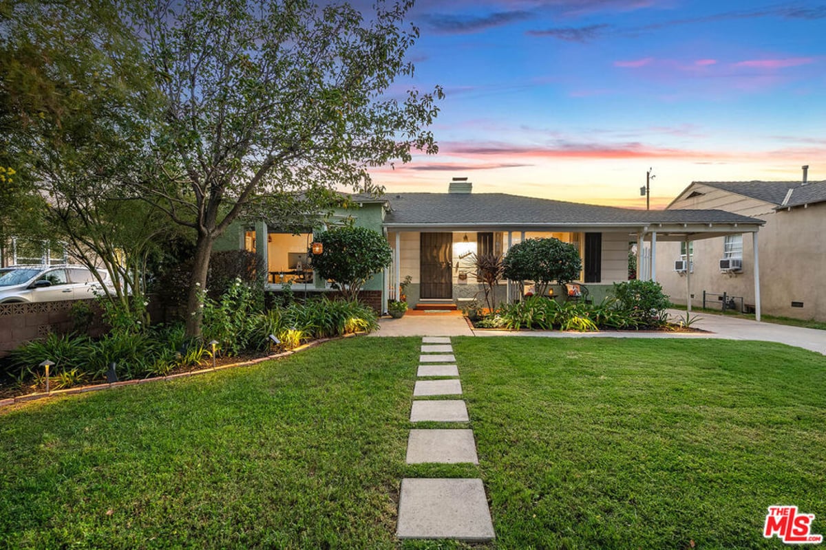 1115 N Screenland Drive, Burbank, CA 91505 — photo 1 of 39