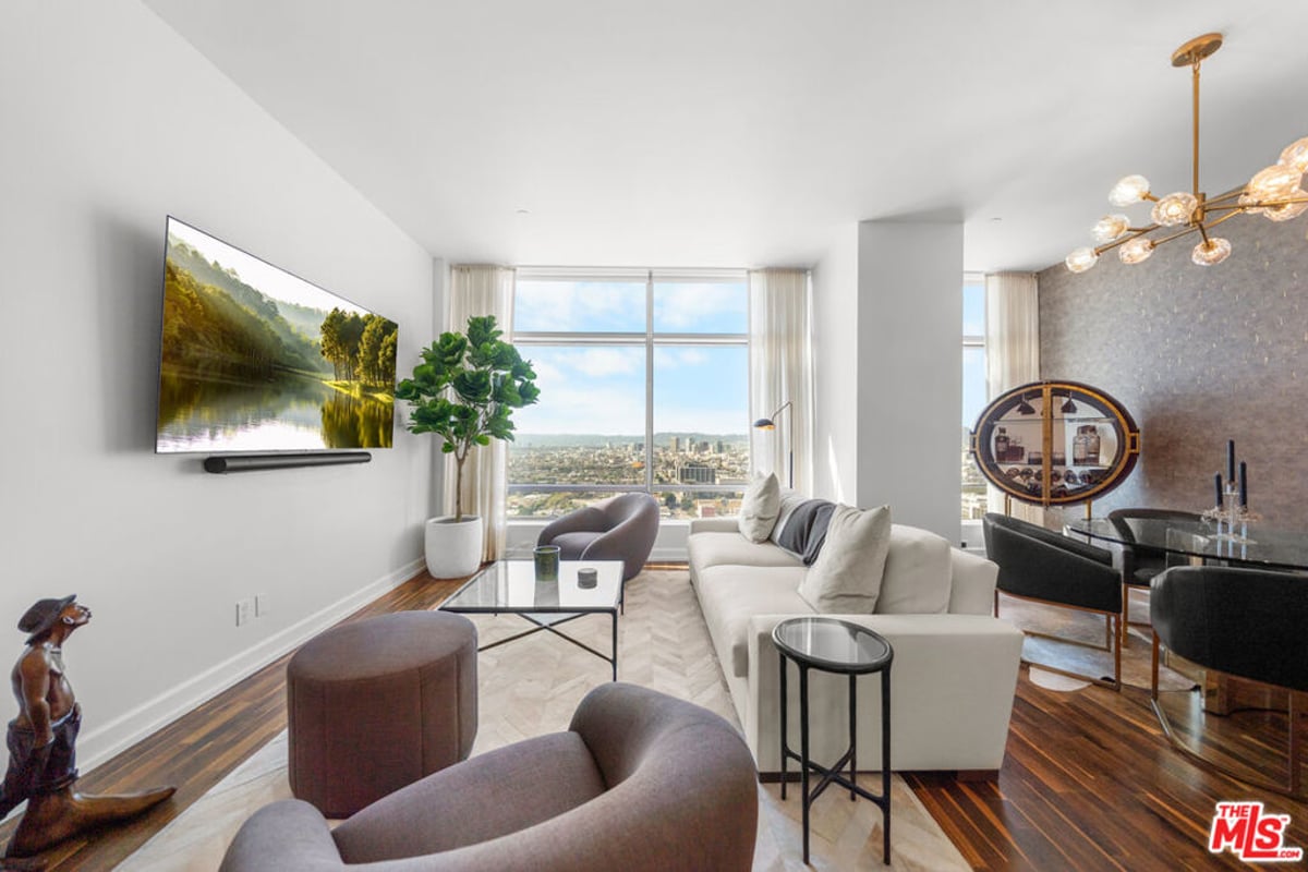 900 W Olympic Boulevard 28E, Los Angeles, CA 90015 — photo 1 of 46