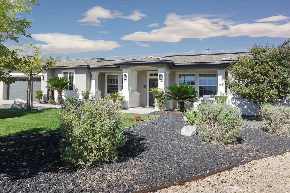 5635 Bobbie Avenue, Palmdale, CA 93551 — photo 1 of 60