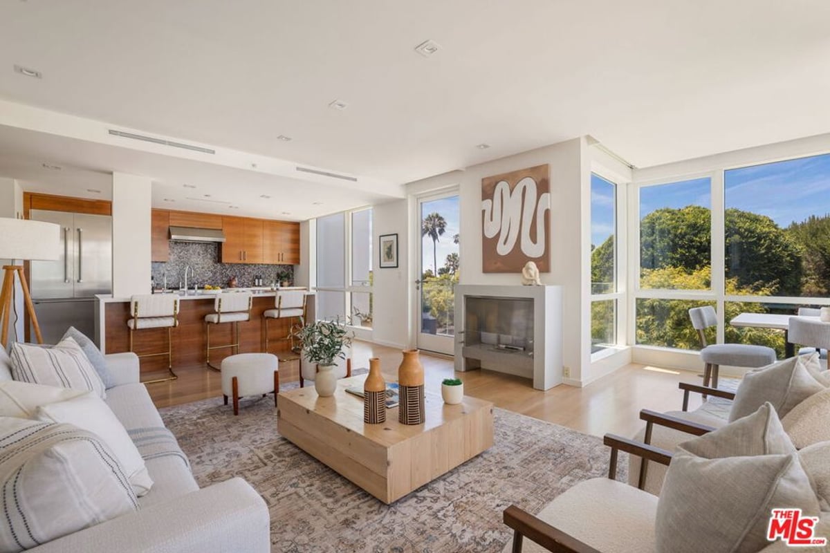 1705 Ocean Avenue 307, Santa Monica, CA 90401 — photo 1 of 21