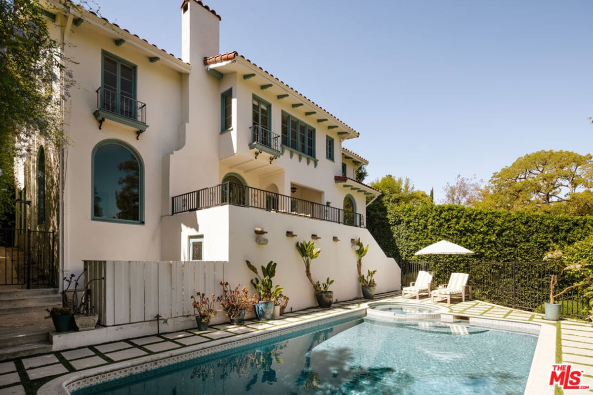 2127 N Fern Dell Place, Los Angeles, CA 90068 — photo 1 of 37