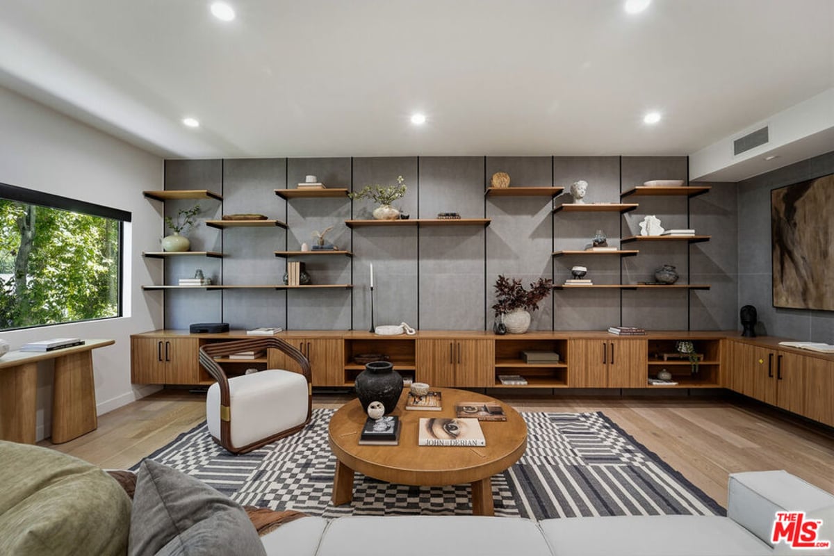234 S Tower Drive 4, Beverly Hills, CA 90211 — photo 1 of 50