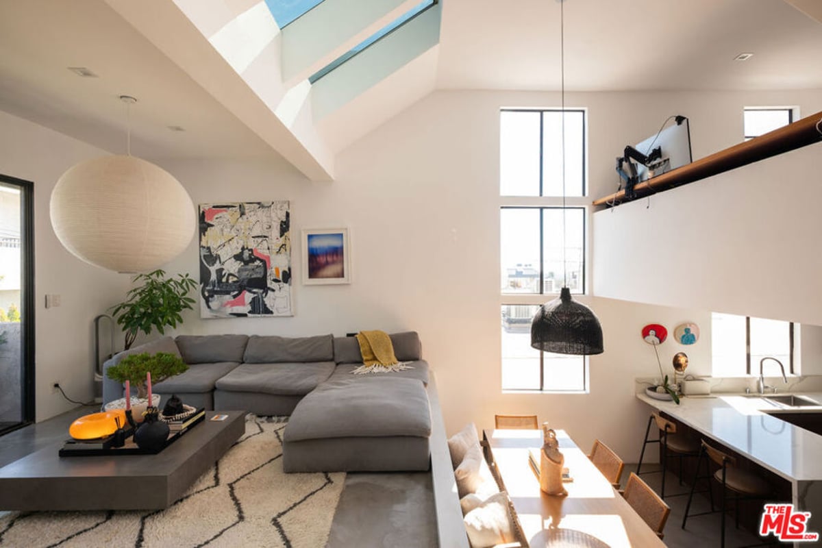 1814 Thayer Avenue 5, Los Angeles, CA 90025 — photo 1 of 19