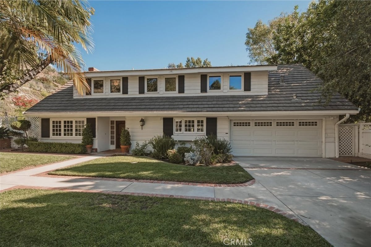 3010 Annita Drive, Glendale, CA 91206 — photo 1 of 62