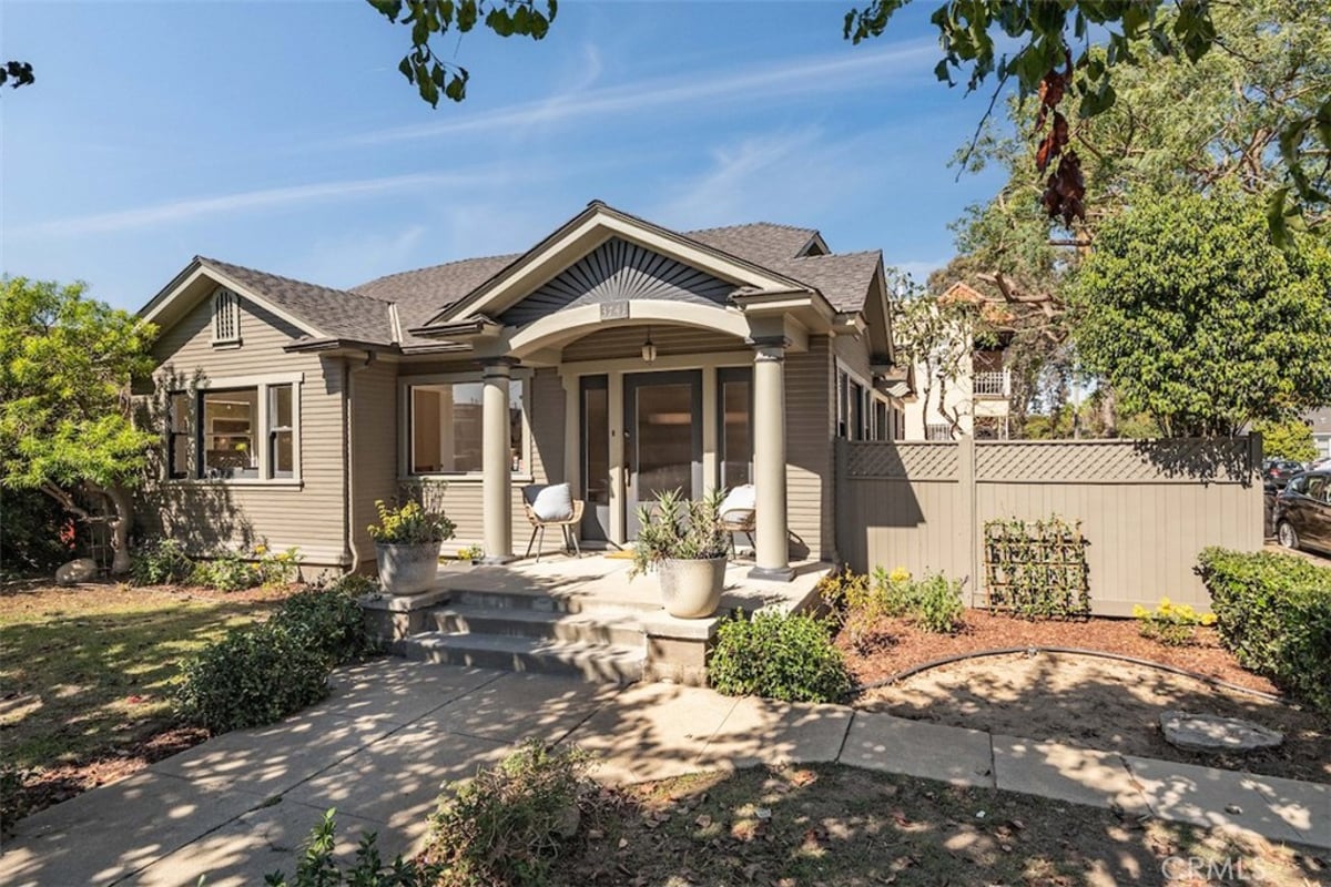 3741 E 4th Street, Long Beach, CA 90814 — photo 1 of 35