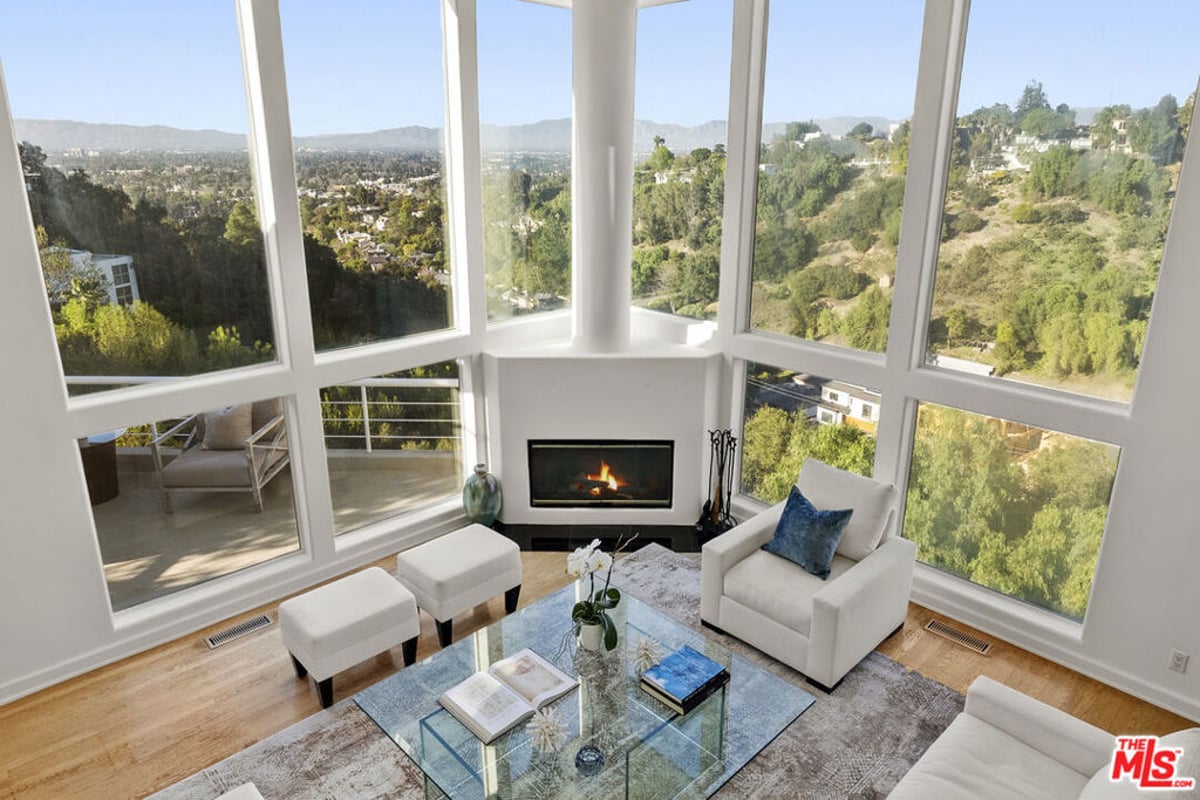 3670 Avenida Del Sol, Studio City, CA 91604 — photo 1 of 19
