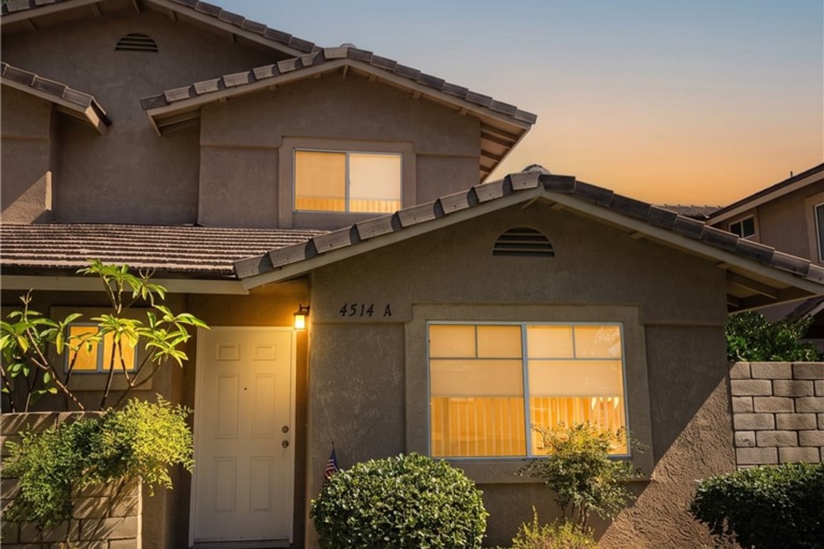 4514 Apricot A, Simi Valley, CA 93063 — photo 1 of 17