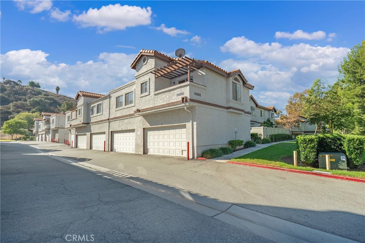 24202 Sylvan Glen Road E, Diamond Bar, CA 91765 — photo 1 of 32