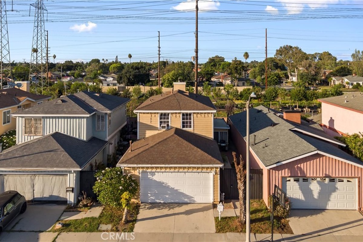 213 Orleans Way, Long Beach, CA 90805 — photo 1 of 35