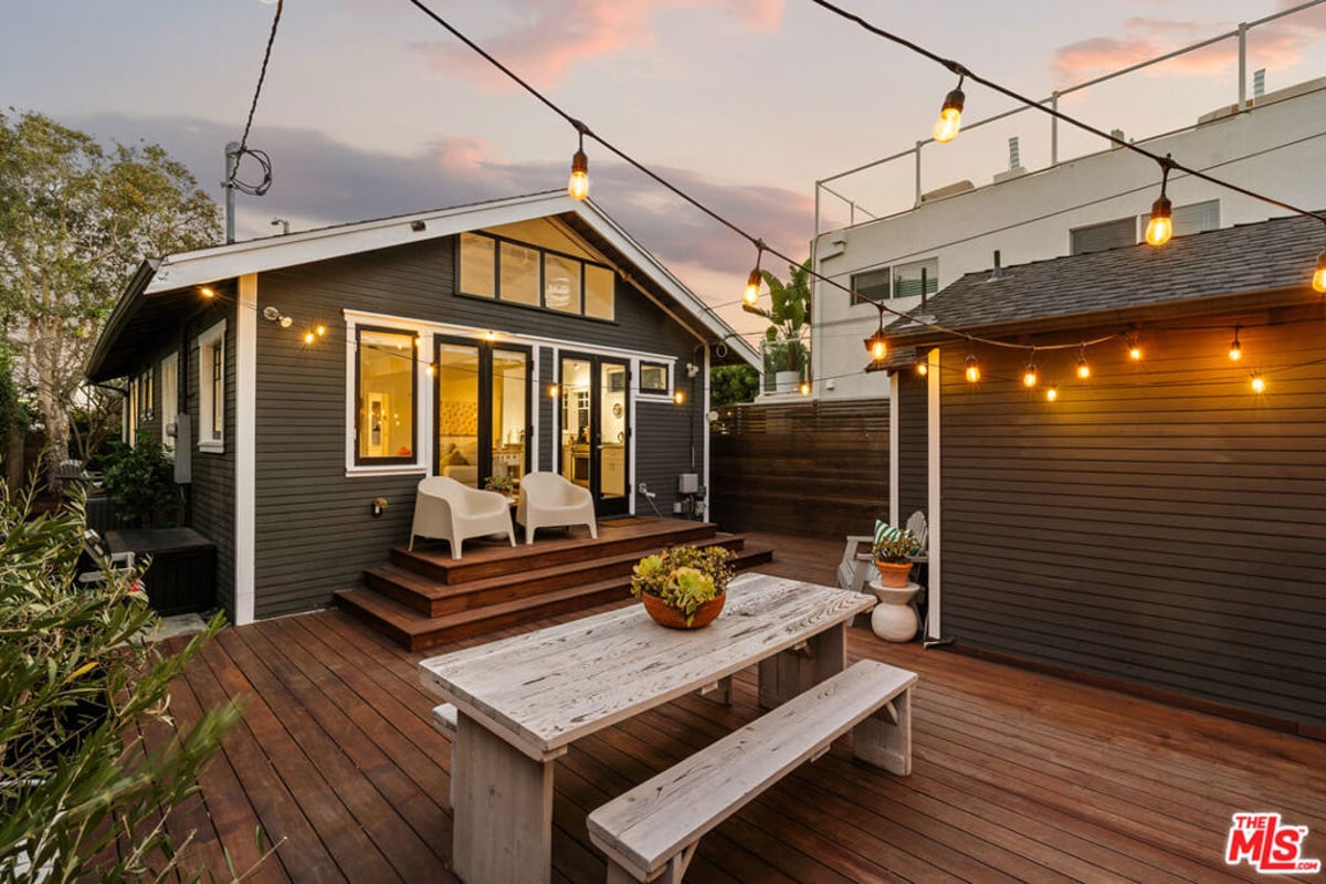 247 Windward Avenue, Venice, CA 90291 — photo 1 of 21