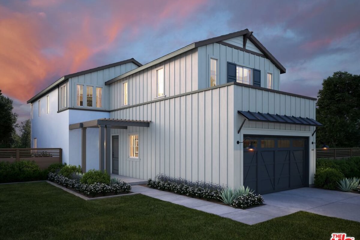3508 Ashwood Avenue, Los Angeles, CA 90066 — photo 1 of 5
