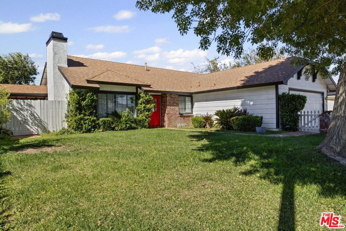 37925 Maureen Street, Palmdale, CA 93550 — photo 1 of 25