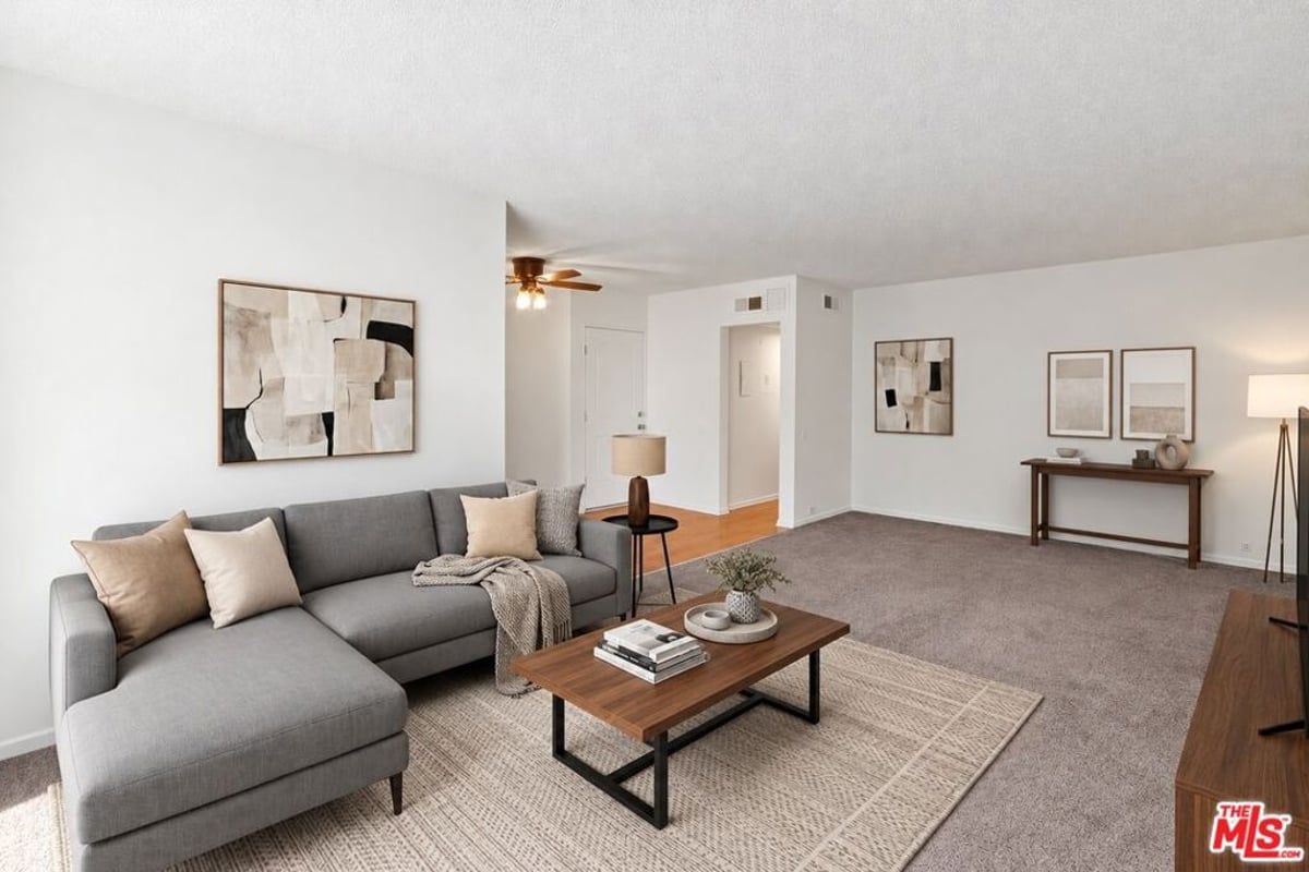 500 Evergreen Street 306, Inglewood, CA 90302 — photo 1 of 15