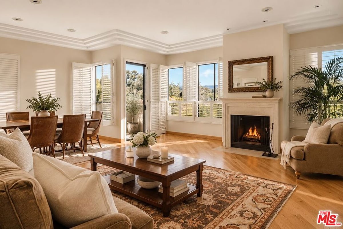 12115 San Vicente Boulevard 415, Los Angeles, CA 90049 — photo 1 of 17