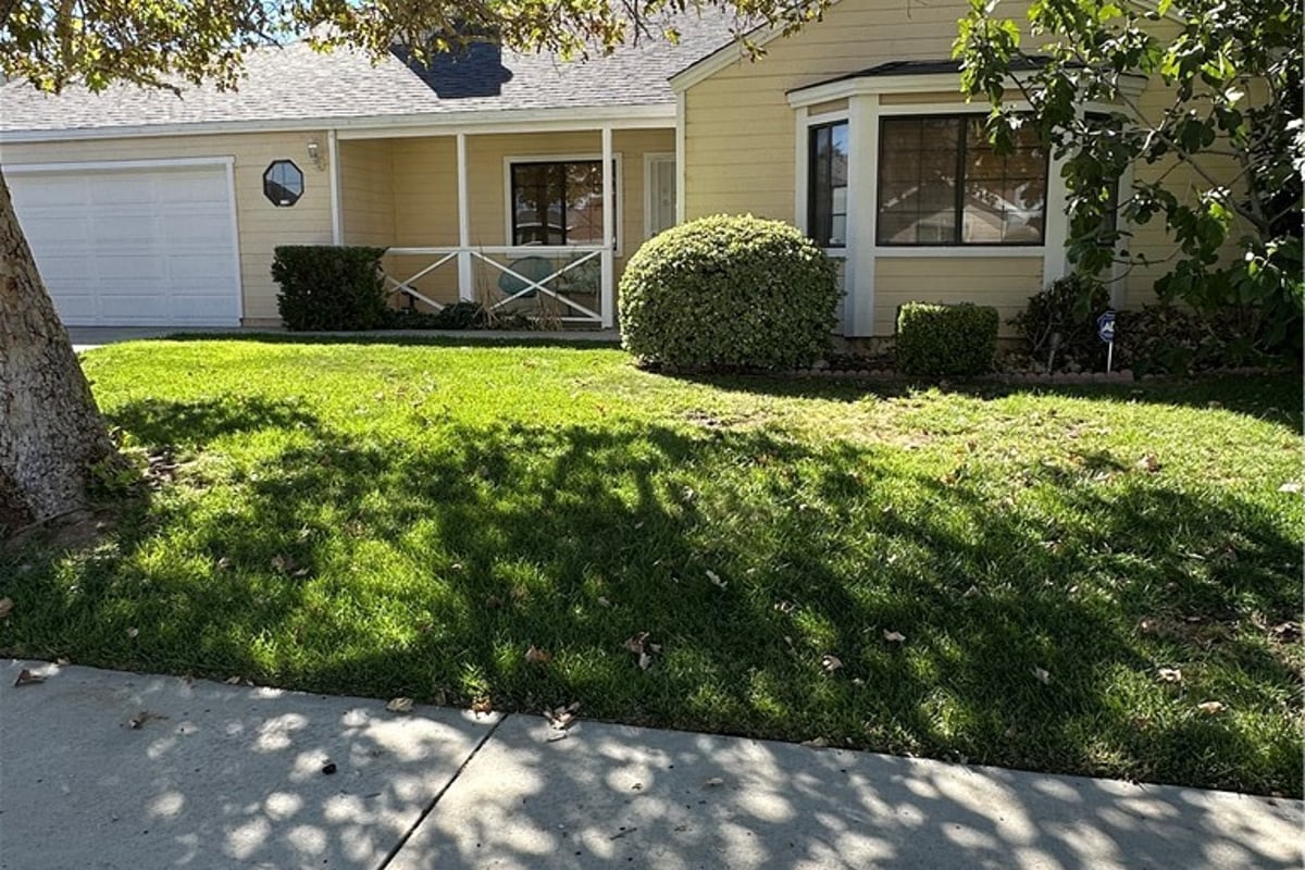 2608 E Avenue R13, Palmdale, CA 93550 — photo 1 of 32
