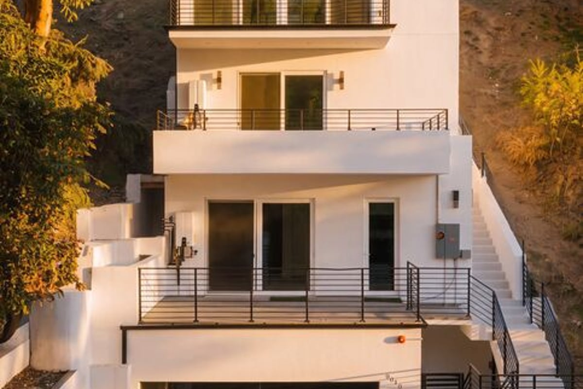9810 Portola Drive, Beverly Hills, CA 90210 — photo 1 of 3