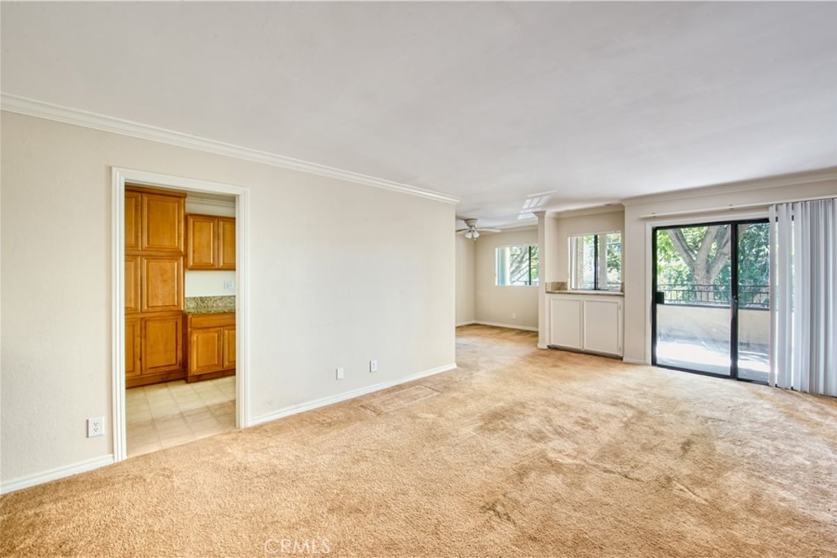 277 Pleasant Street 109, Pasadena, CA 91101 — photo 1 of 19