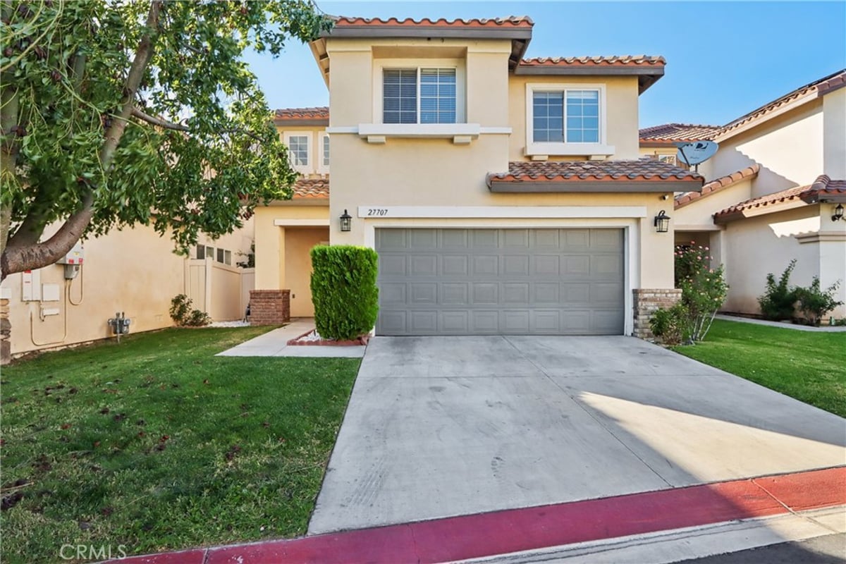 27707 Clio Lane, Canyon Country, CA 91351 — photo 1 of 42