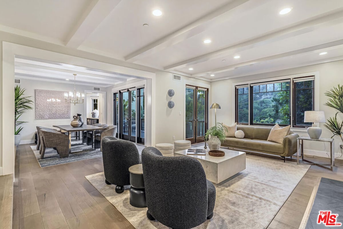 2201 Beech Knoll Road, Los Angeles, CA 90046 — photo 1 of 44