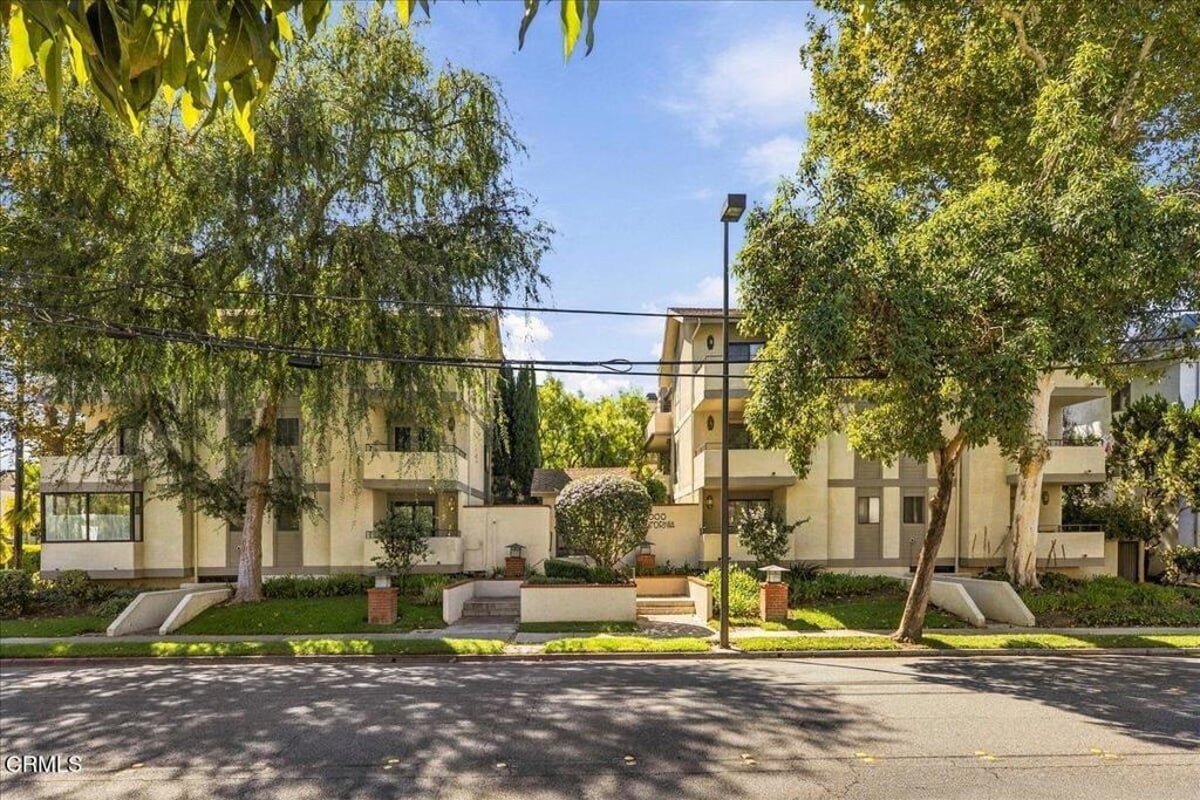 1000 E California Boulevard 105, Pasadena, CA 91106 — photo 1 of 46