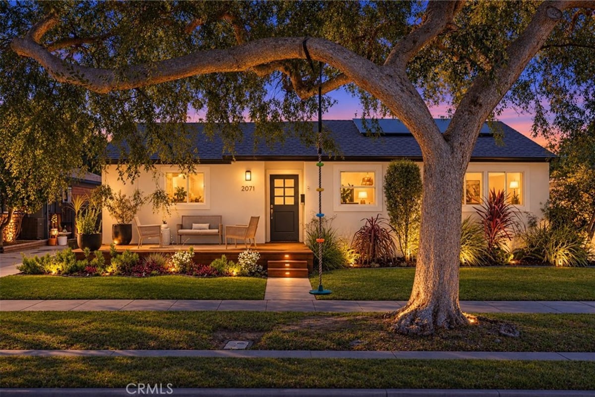 2071 Tevis, Long Beach, CA 90815 — photo 1 of 55