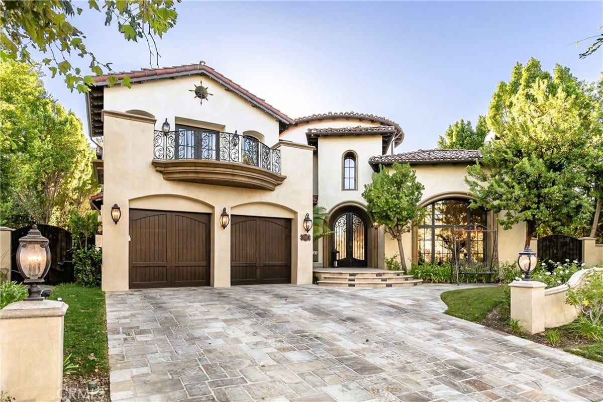 25878 Shady Oak, Valencia, CA 91381 — photo 1 of 75