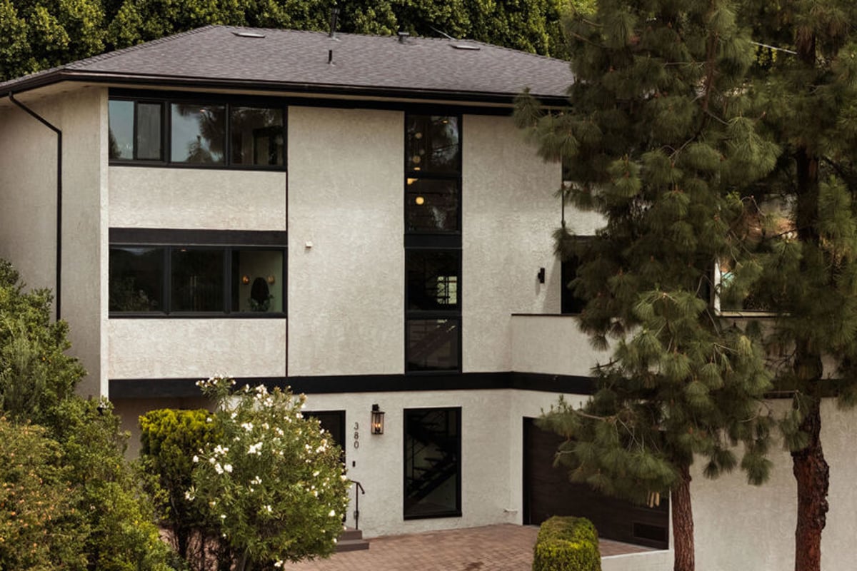 380 Cherry Drive, Pasadena, CA 91105 — photo 1 of 72