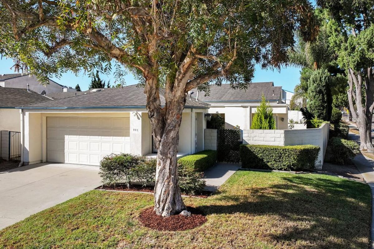 901 Ruby Avenue, Ventura, CA 93004 — photo 1 of 29