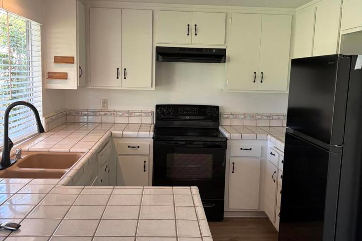 2461 Bunting Avenue, Ventura, CA 93003 — photo 1 of 9