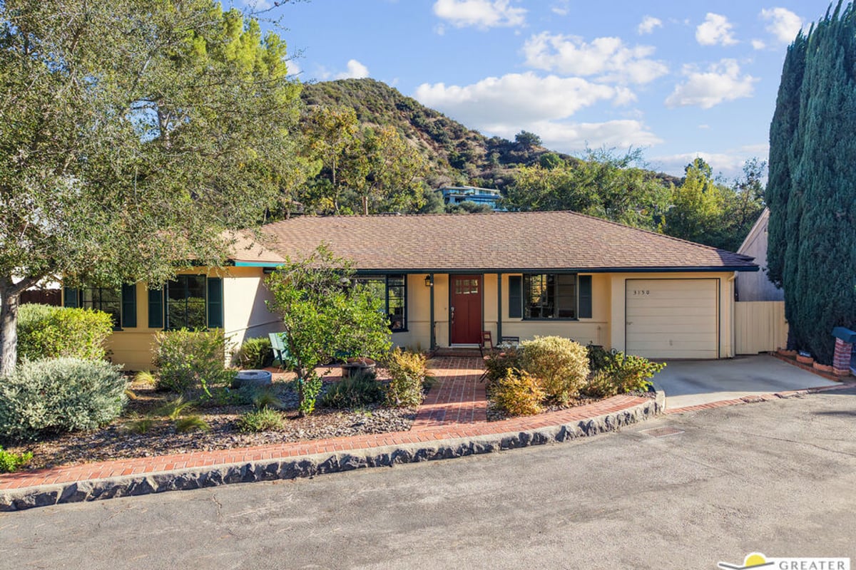 3150 Charing Cross Place, Glendale, CA 91206 — photo 1 of 30