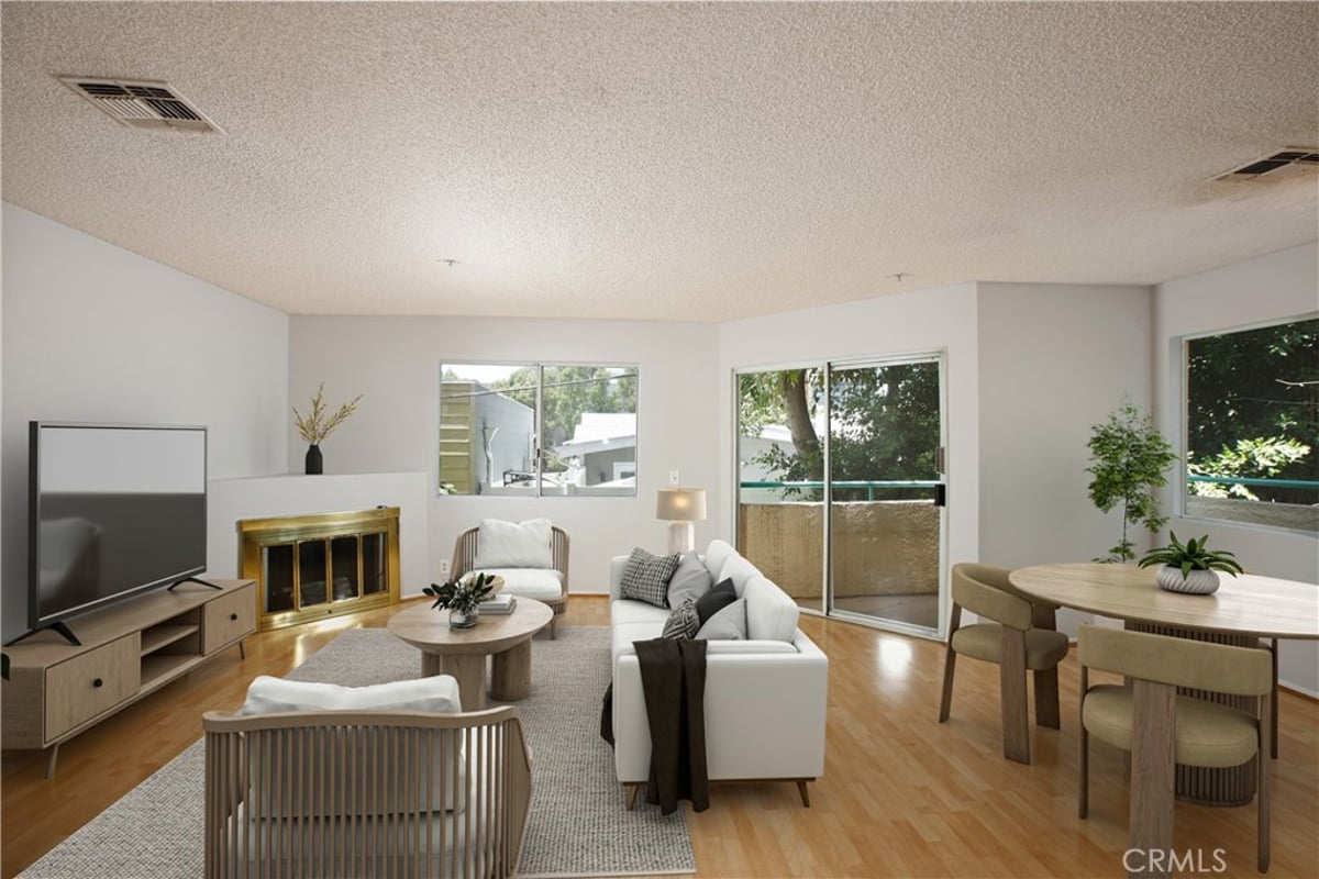 1421 5th 10, Glendale, CA 91201 — photo 1 of 45