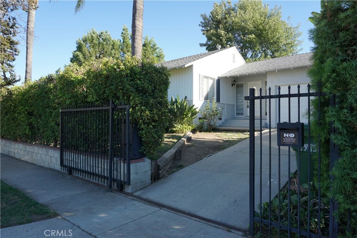 17630 Rhoda Street, Encino, CA 91316 — photo 1 of 14