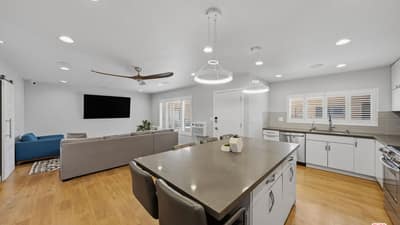 5232 Corteen Place 20, Los Angeles, CA, 91607 - image 1